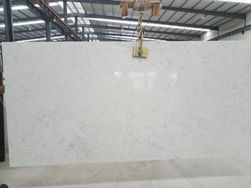 ความแข็งสูง Quartz Stone Slab สีที่ไม่ซ้ำ 0.04% การดูดซึมน้ำ